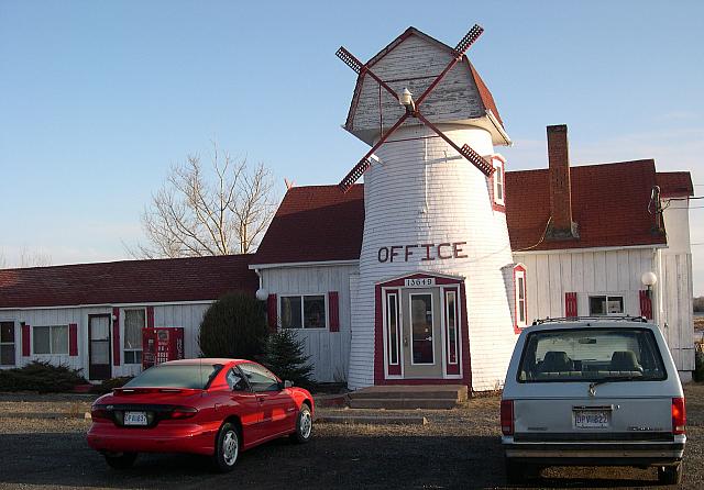Dutch Mill Motel