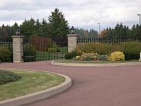 Fox Harb'r Gate